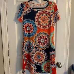 Colorful shift dress with pockets